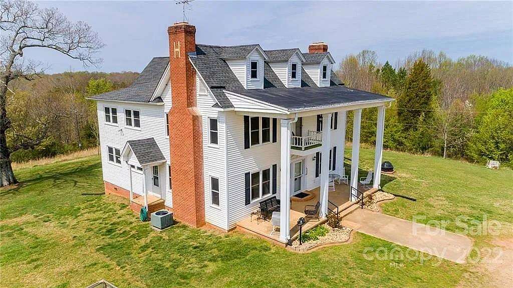 10 Acres of Land for Sale in Newton, North Carolina