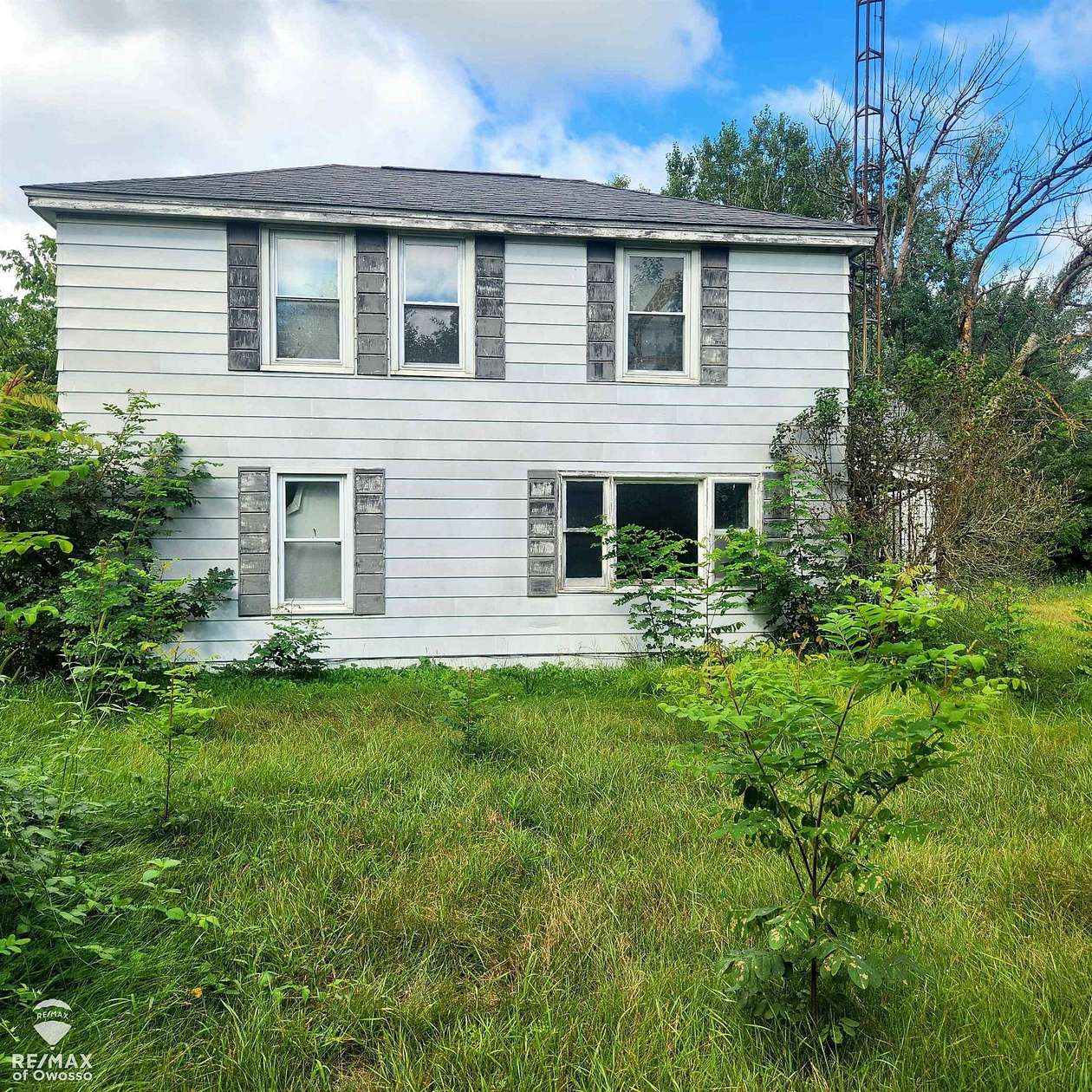 5 Acres of Land with Home for Sale in St. Charles, Michigan