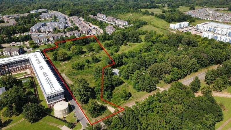 5.45 Acres of Residential Land for Sale in Starkville, Mississippi