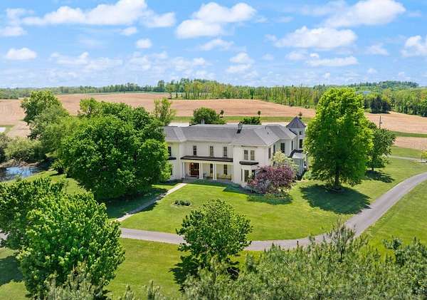 6.82 Acres of Land with Home for Sale in Springfield, Kentucky