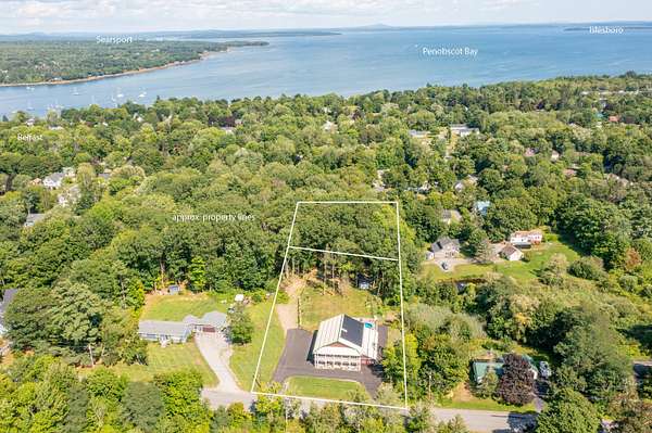 0.48 Acres of Residential Land for Sale in Belfast, Maine
