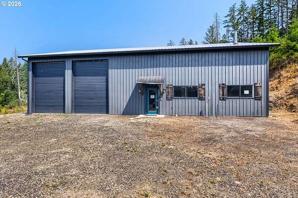 9.14 Acres of Land with Home for Sale in Gaston, Oregon