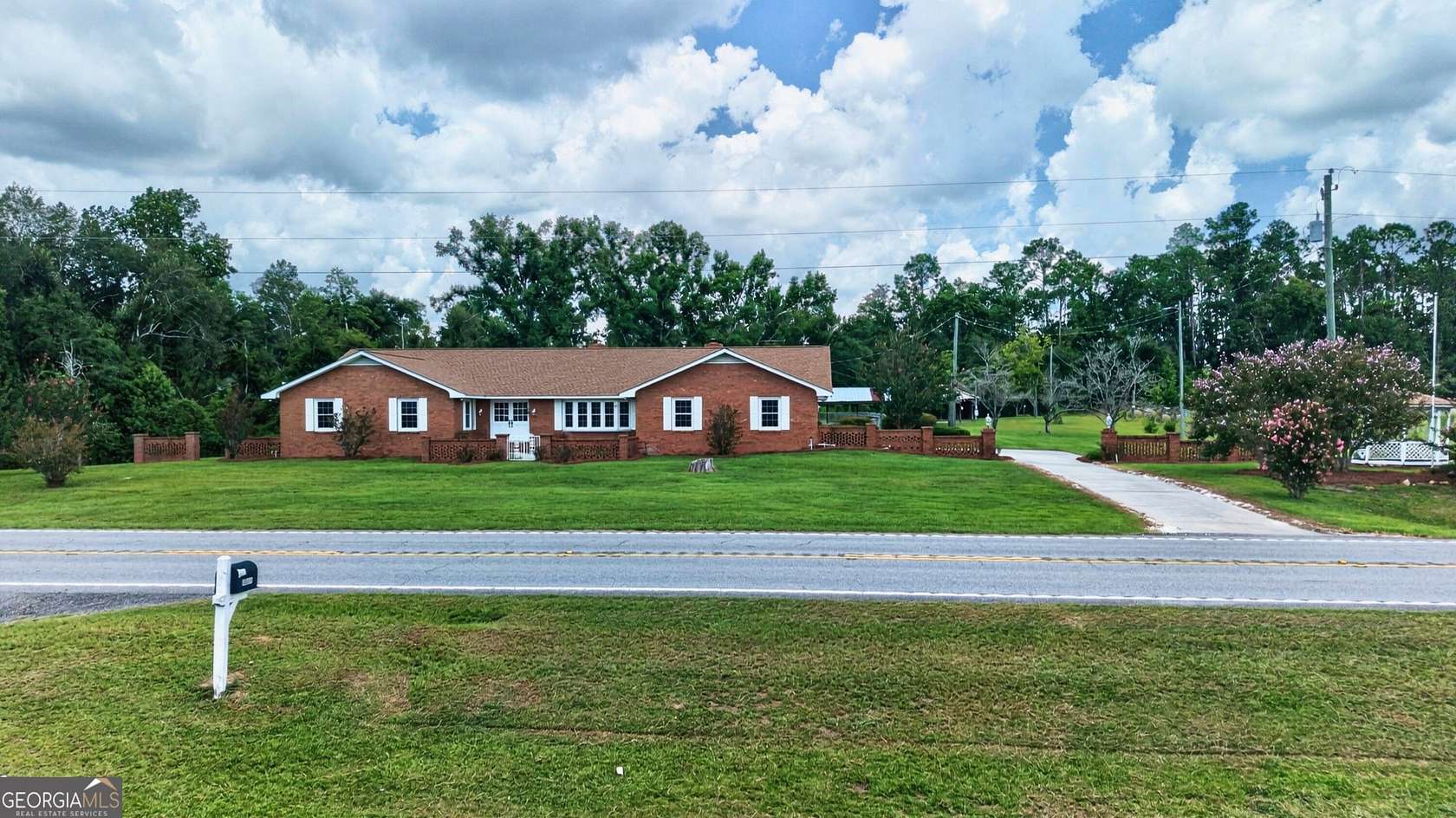 10.8 Acres of Land with Home for Sale in Soperton, Georgia