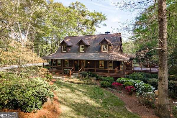 3.63 Acres of Land with Home for Lease in Loganville, Georgia