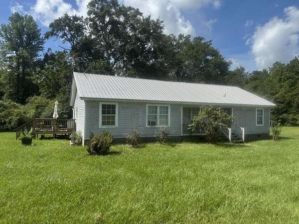 5.1 Acres of Land with Home for Sale in Cairo, Georgia