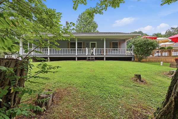 4.6 Acres of Land with Home for Sale in Zanesville, Ohio