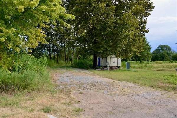 15.2 Acres of Agricultural Land for Sale in Henryetta, Oklahoma