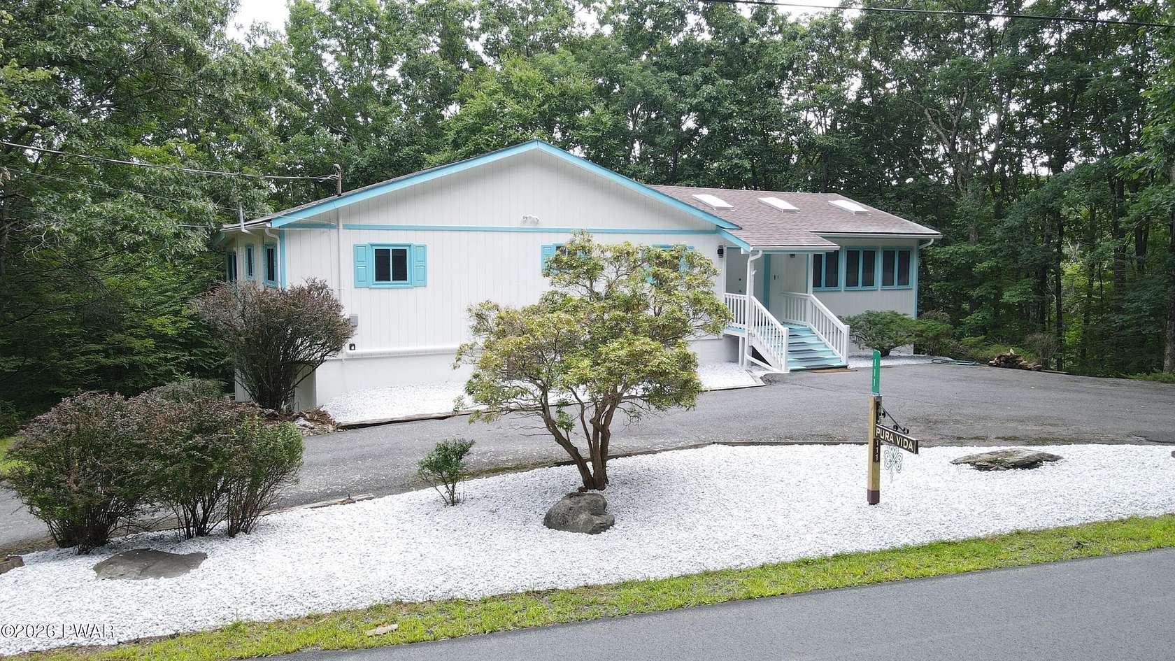 1.9 Acres of Land with Home for Sale in Lords Valley, Pennsylvania