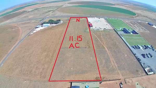 11.2 Acres of Land for Sale in Seminole, Texas