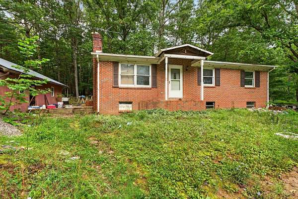 3.15 Acres of Land with Home for Sale in Swoope, Virginia