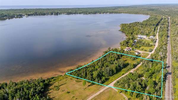 Residential Land for Sale in Gulliver, Michigan