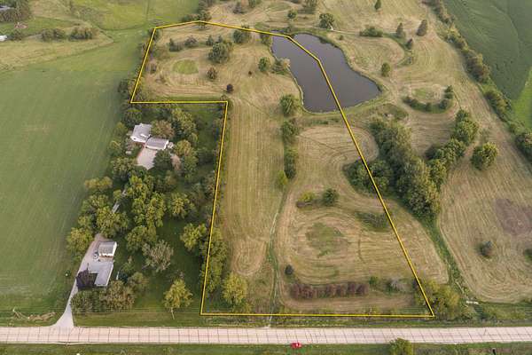 10 Acres of Land for Sale in Creston, Iowa