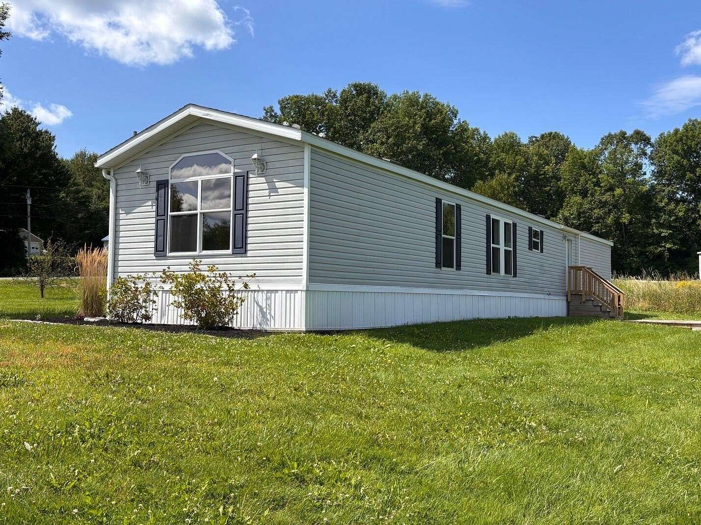 3 Acres of Land with Home for Sale in Vassalboro, Maine
