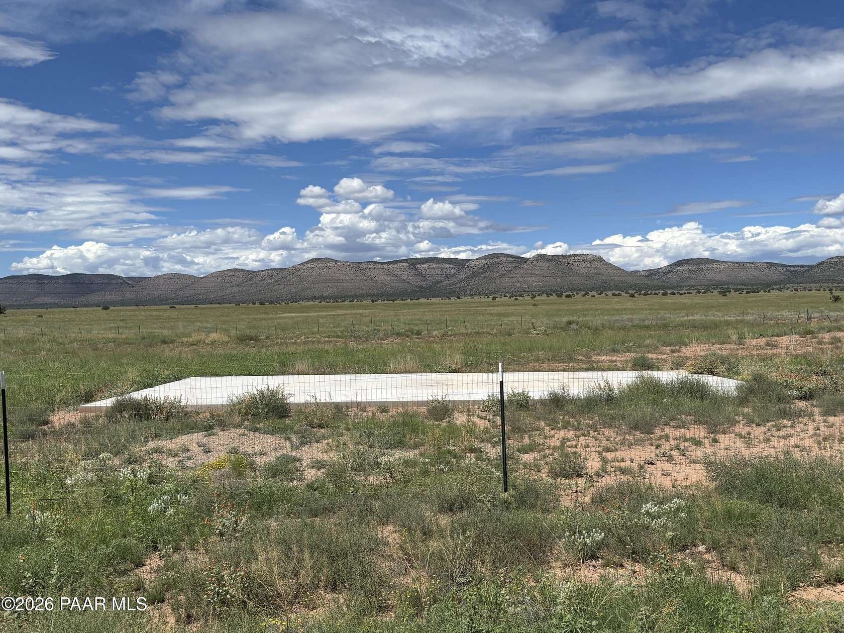1 Acre of Residential Land for Sale in Paulden, Arizona