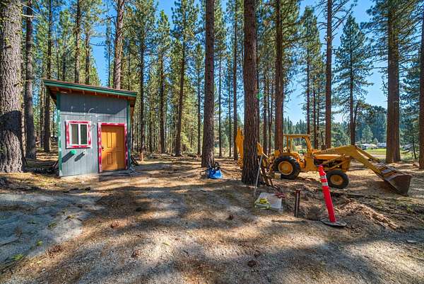 5.5 Acres of Residential Land for Sale in Portola, California