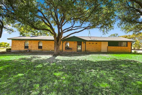 4 Acres of Land with Home for Sale in Sanger, Texas