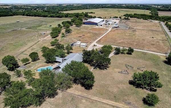31.5 Acres of Improved Land for Sale in Sanger, Texas