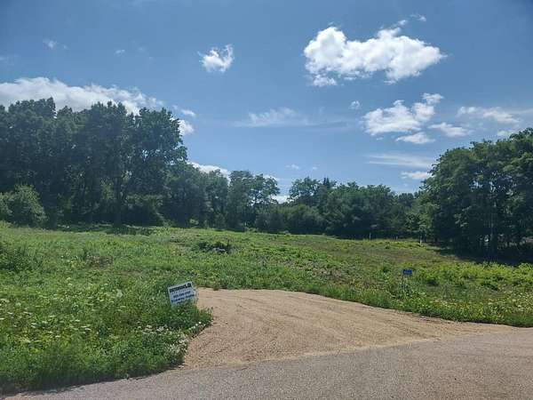 0.94 Acres of Residential Land for Sale in Green Lake, Wisconsin