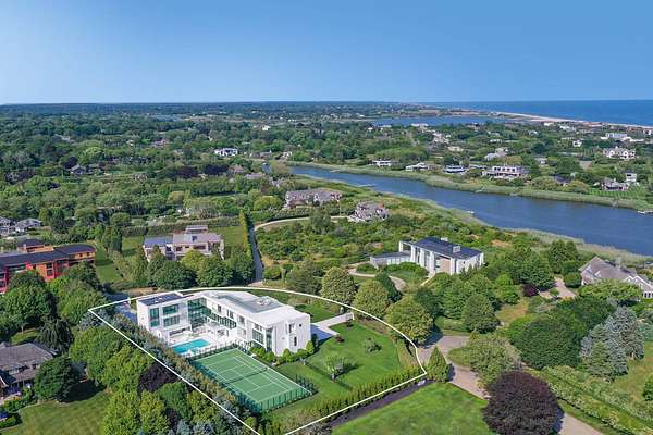1.5 Acres of Land with Home for Lease in Bridgehampton, New York