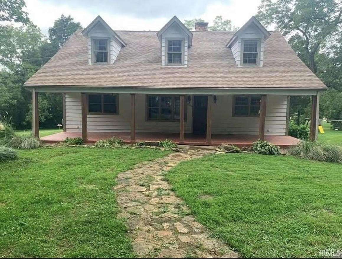 4.78 Acres of Land with Home for Sale in Huntingburg, Indiana
