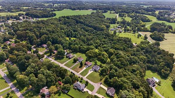 6.83 Acres of Residential Land for Sale in Springfield, Tennessee