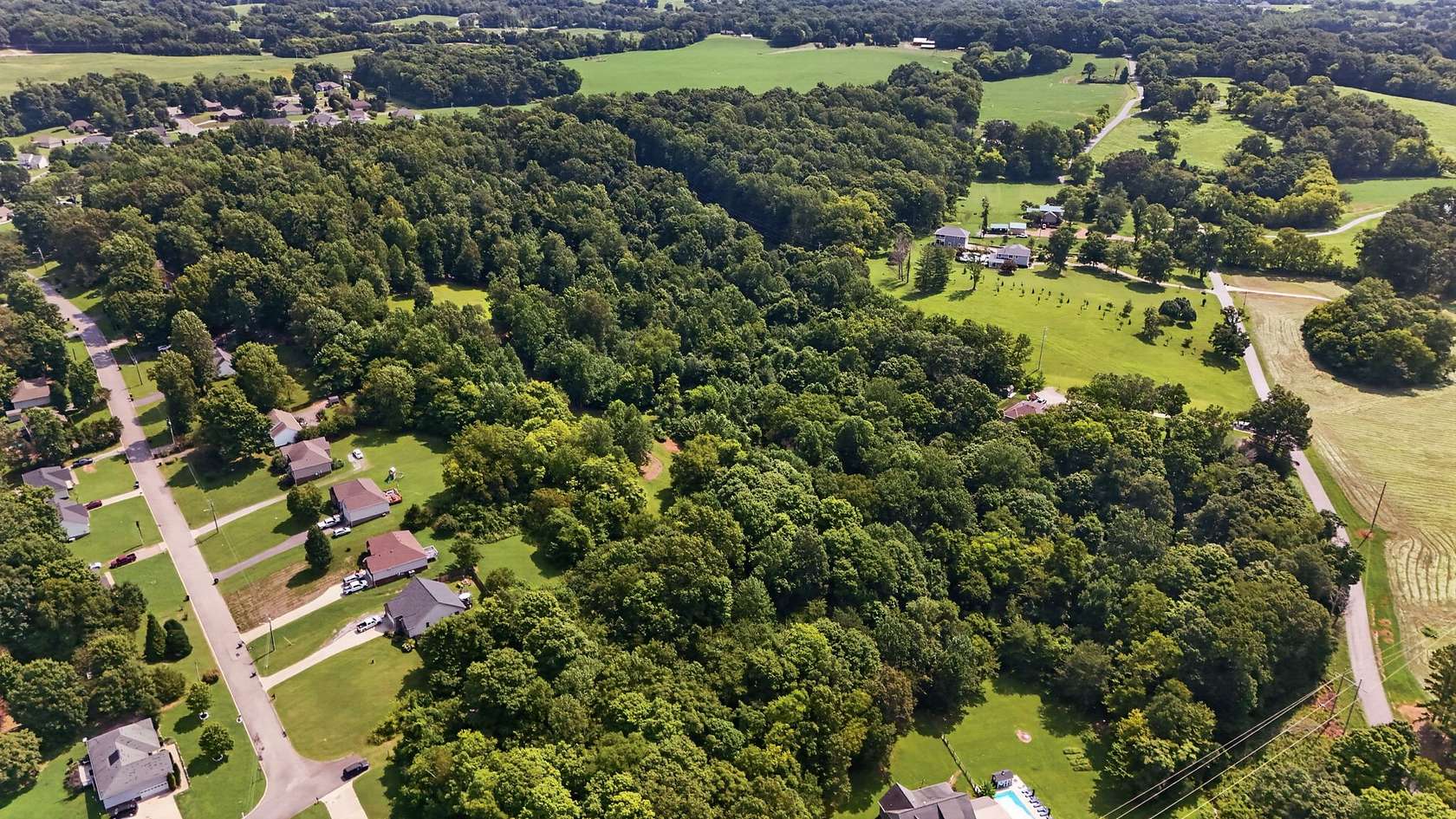 10.2 Acres of Land for Sale in Springfield, Tennessee