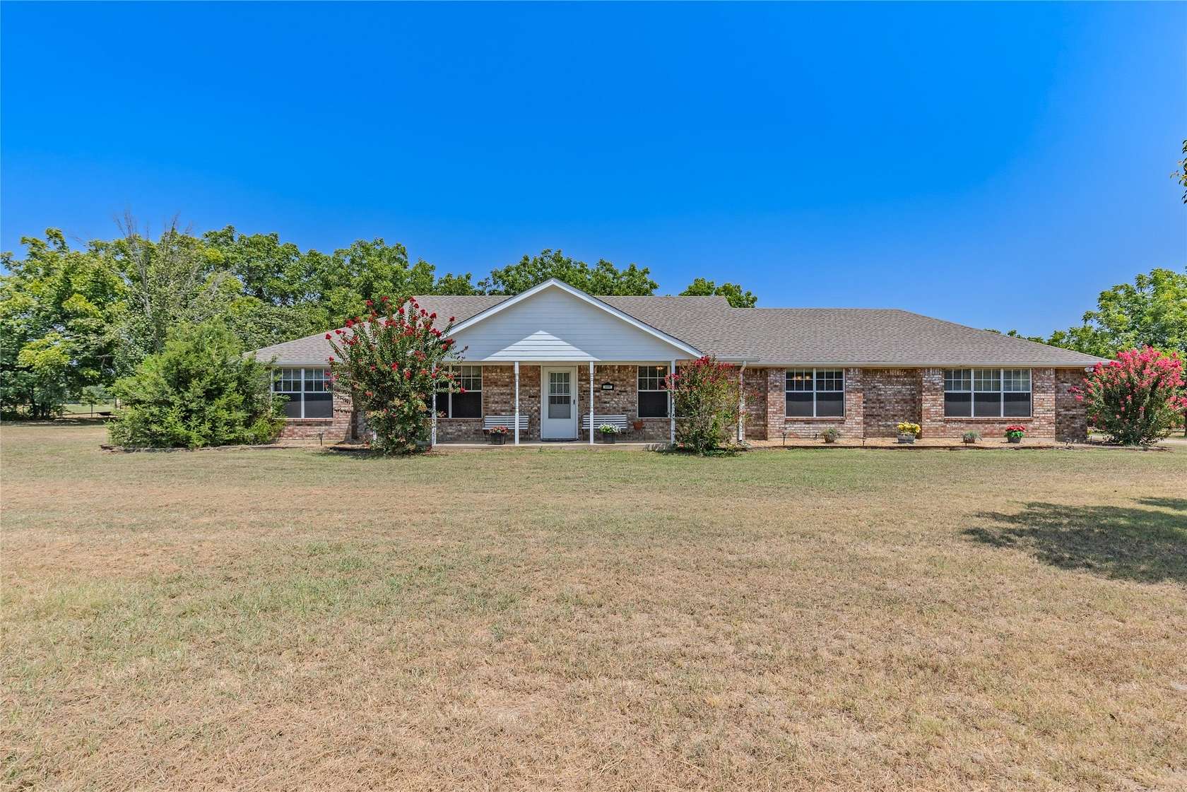 21.8 Acres of Land with Home for Sale in Lone Oak, Texas