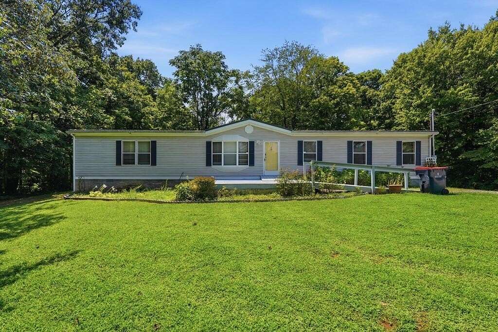 2.7 Acres of Land with Home for Sale in Walling, Tennessee