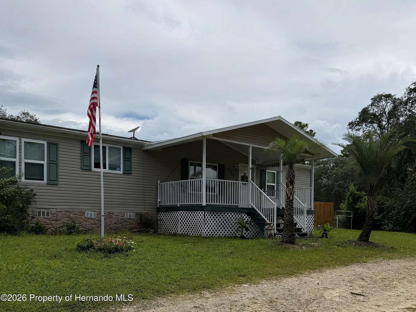 2.64 Acres of Land with Home for Sale in Dunnellon, Florida