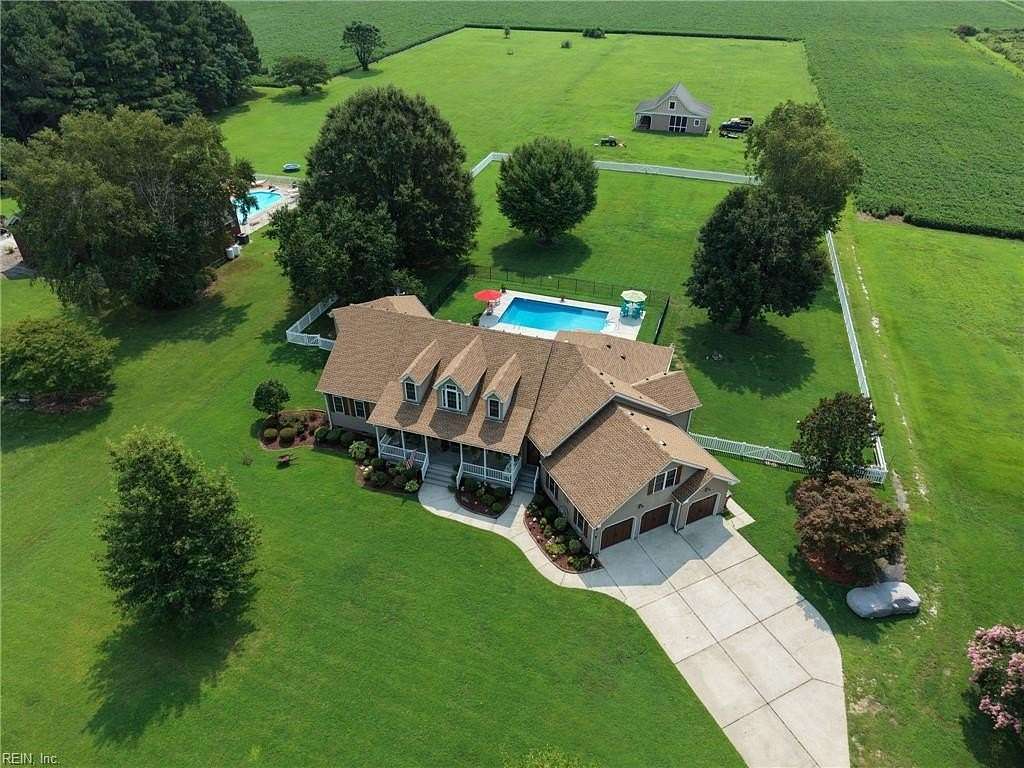 3.12 Acres of Land with Home for Sale in Chesapeake, Virginia