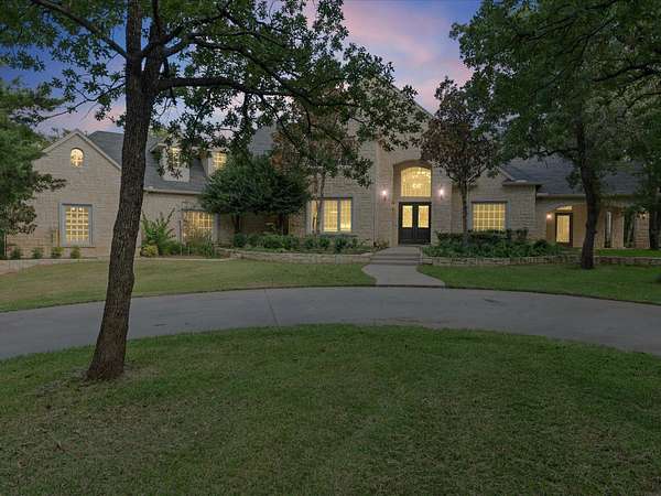 5.5 Acres of Land with Home for Sale in Southlake, Texas