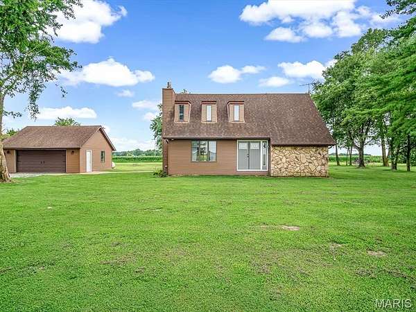 3 Acres of Land with Home for Sale in Mascoutah, Illinois