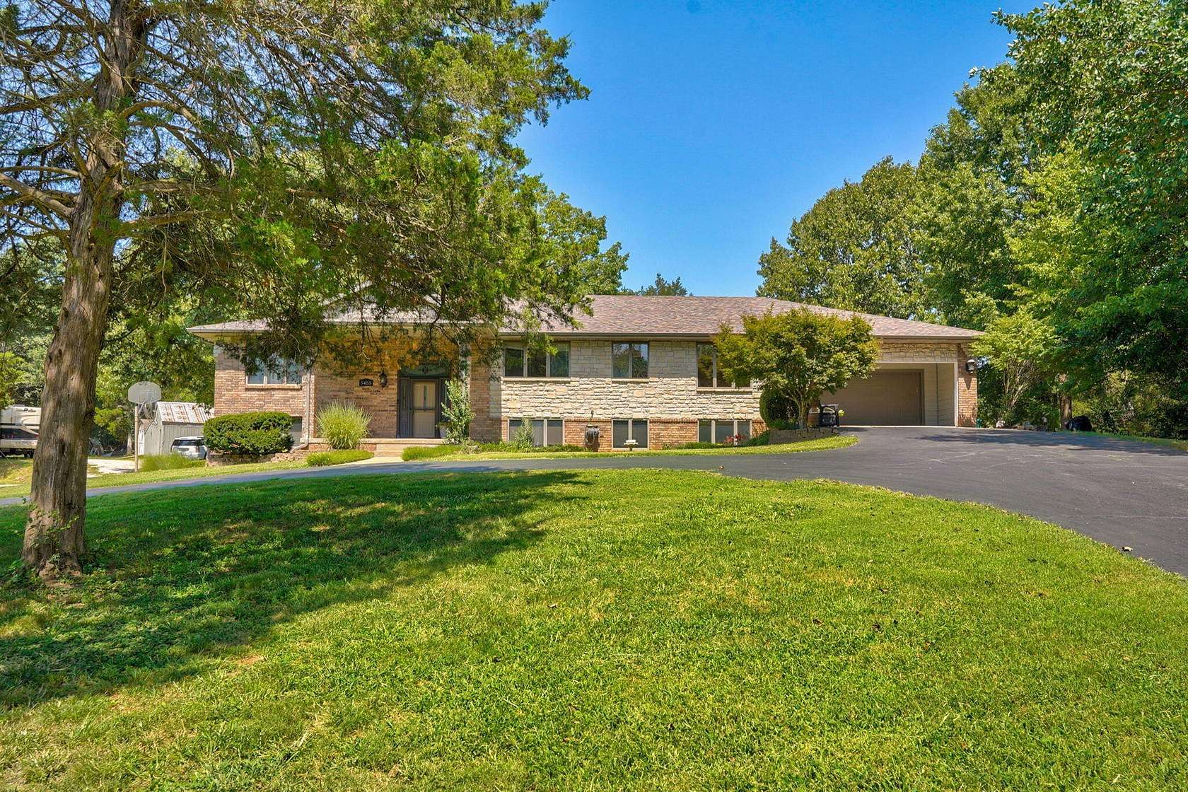 6.24 Acres of Land with Home for Sale in Springfield, Missouri