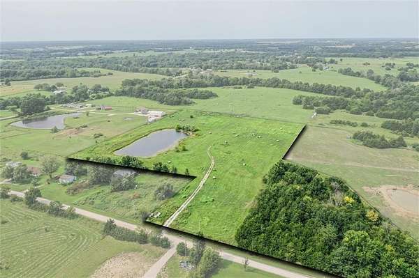 13.3 Acres of Recreational & Residential Land for Sale in Holden, Missouri