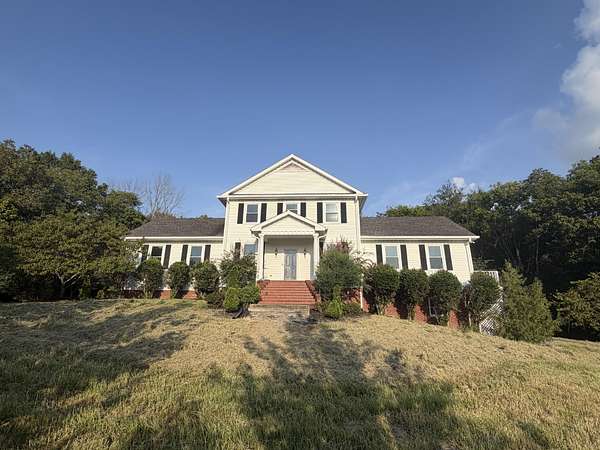 4.19 Acres of Land with Home for Sale in Gallatin, Tennessee
