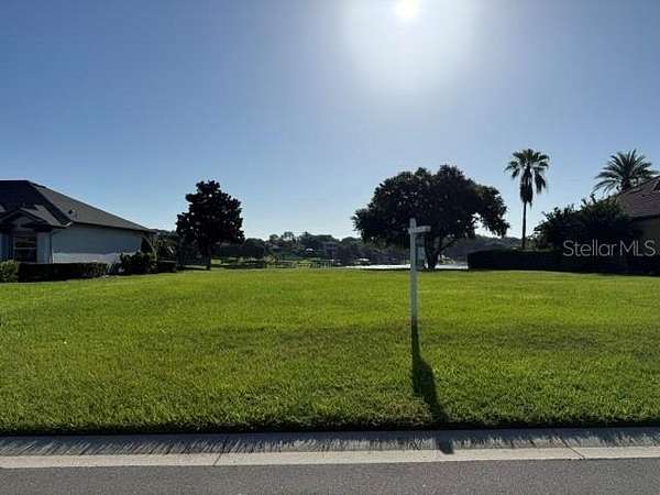 0.61 Acres of Residential Land for Sale in Oakland, Florida
