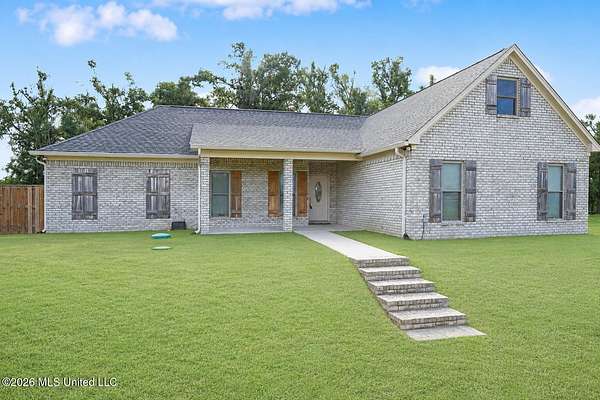 2.4 Acres of Land with Home for Sale in Yazoo City, Mississippi