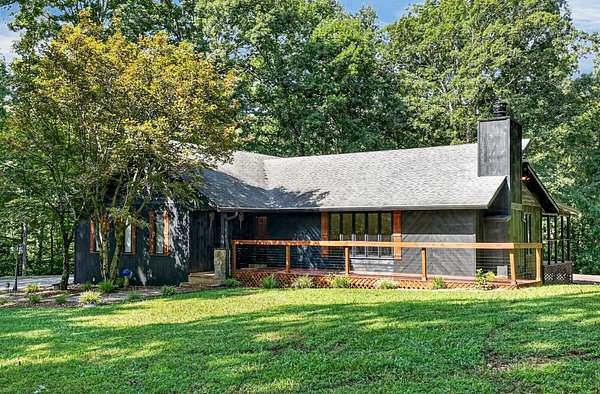 3.86 Acres of Land with Home for Sale in McMinnville, Tennessee