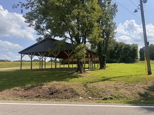 1.13 Acres of Residential Land for Sale in Big Rock, Tennessee