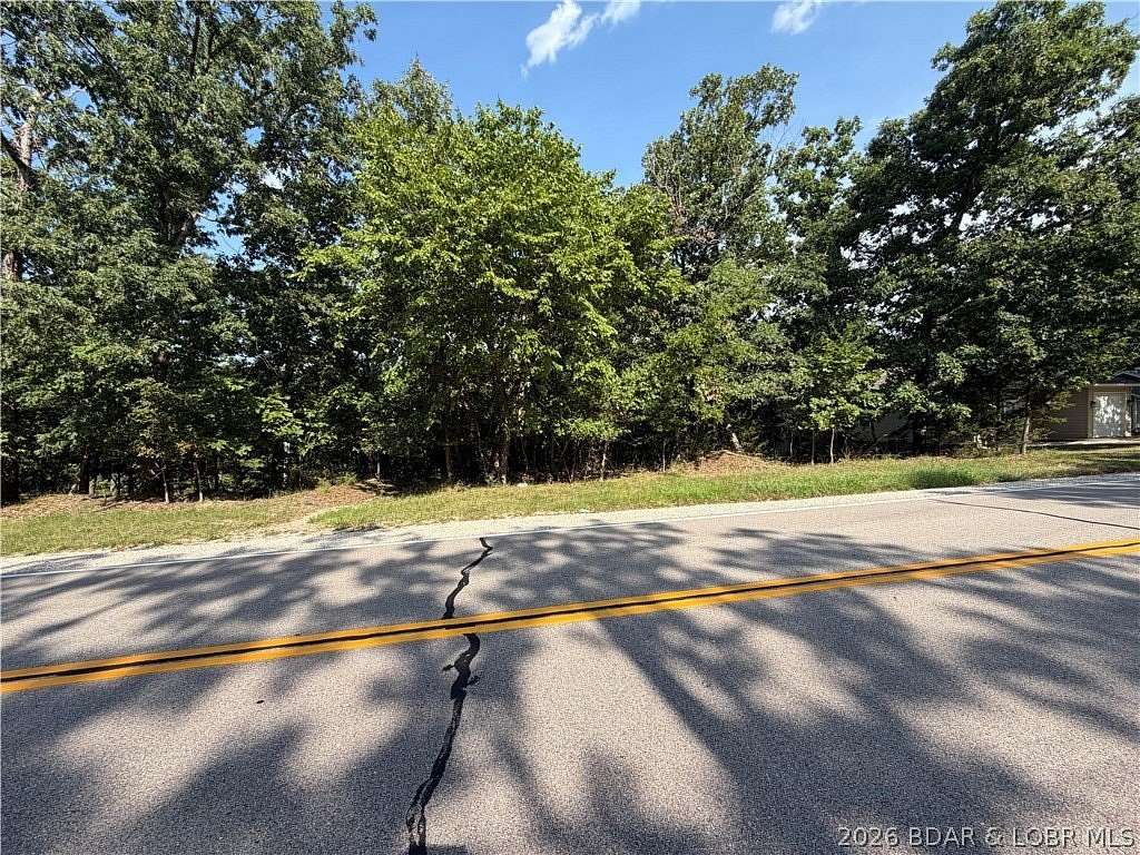 0.33 Acres of Residential Land for Sale in Village of Four Seasons, Missouri