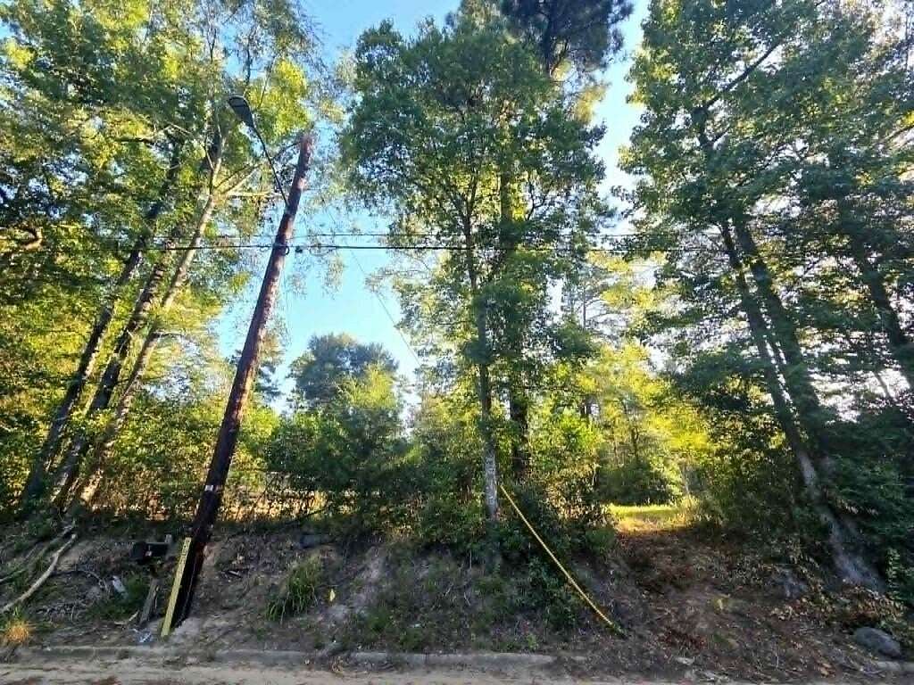 1.69 Acres of Residential Land for Sale in Nacogdoches, Texas