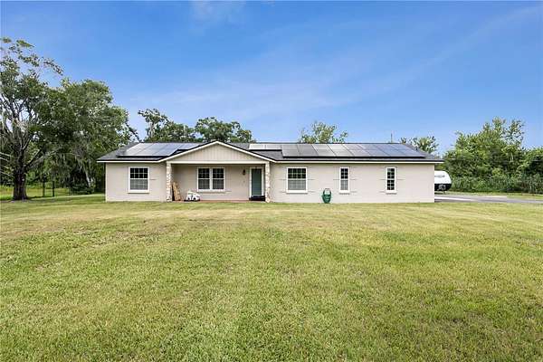 5.14 Acres of Land with Home for Sale in Wimauma, Florida
