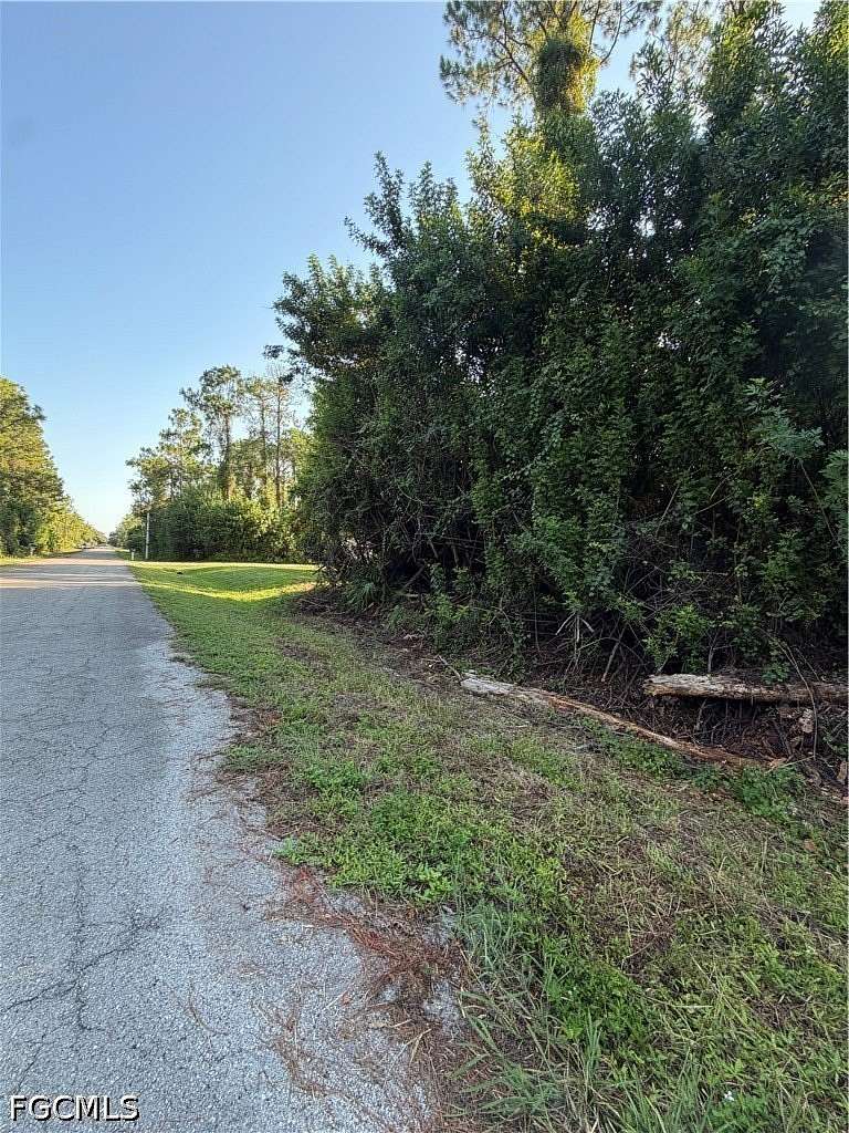 0.5 Acres of Residential Land for Sale in Lehigh Acres, Florida