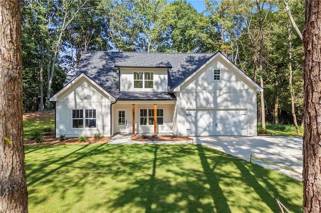 3.27 Acres of Land with Home for Sale in Nicholson, Georgia