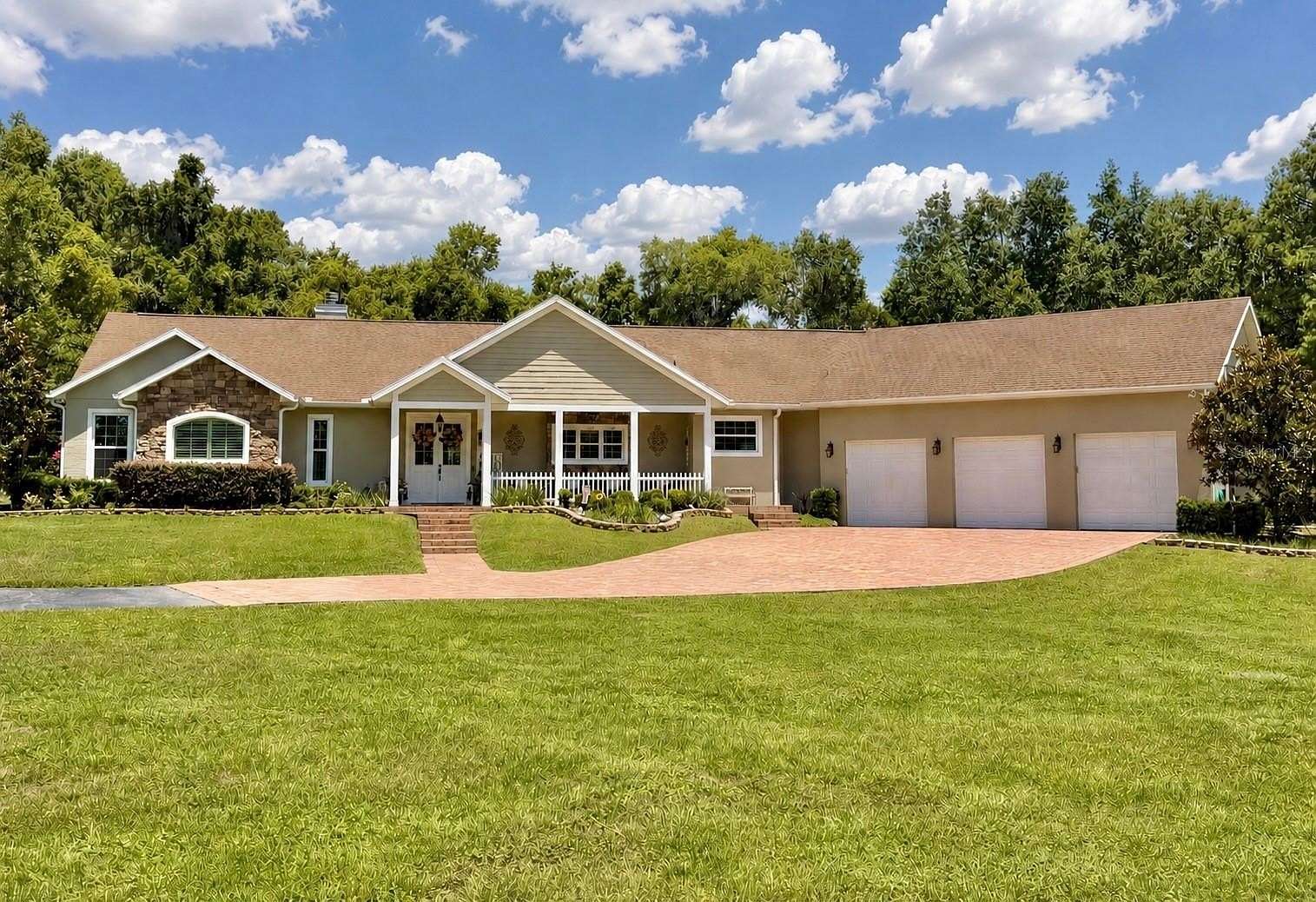3.54 Acres of Land with Home for Sale in Ocala, Florida