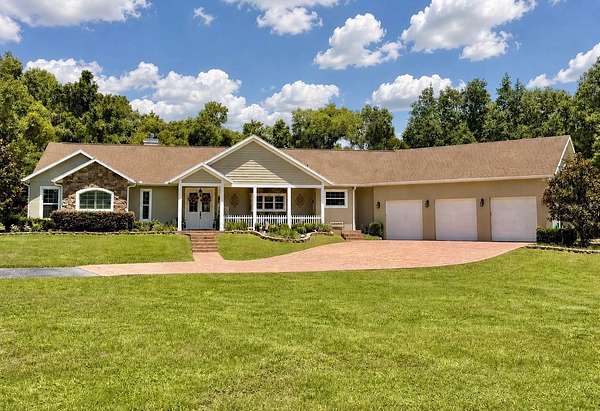 3.54 Acres of Land with Home for Sale in Ocala, Florida