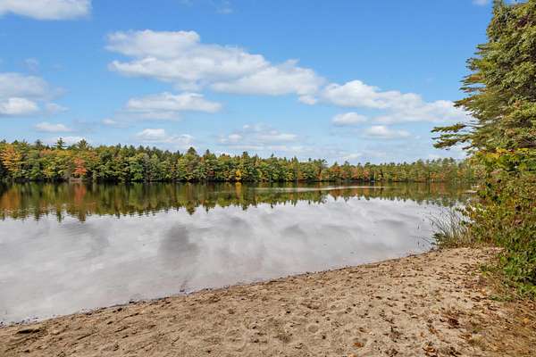 0.52 Acres of Residential Land for Sale in Limerick, Maine