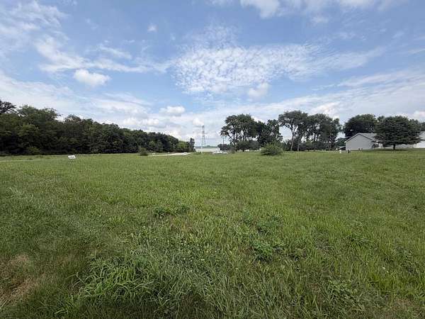 0.47 Acres of Residential Land for Sale in Rockford, Illinois