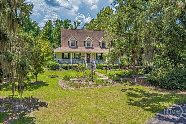 19.7 Acres of Recreational Land with Home for Sale in Guyton, Georgia