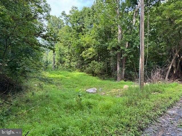 4 Acres of Residential Land for Sale in Bentonville, Virginia